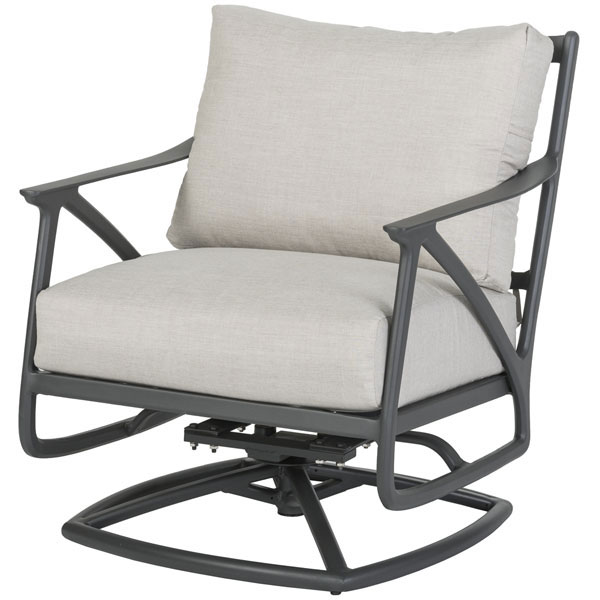 Amari Cushion Aluminum Lounge Set by Gensun - Image 3